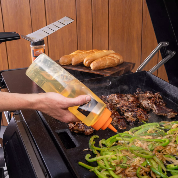 Traeger Flat Top Grill Squeeze Bottle