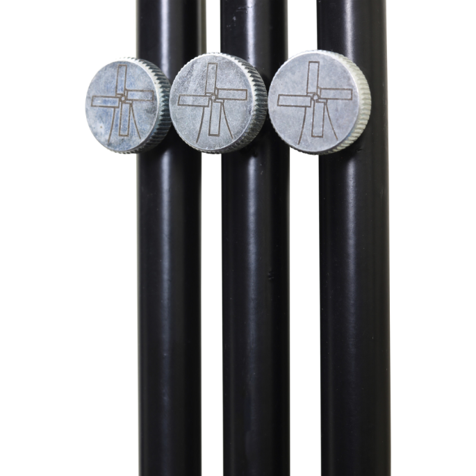 Close-up van de draaiknopjes van verlengpoten driepoot