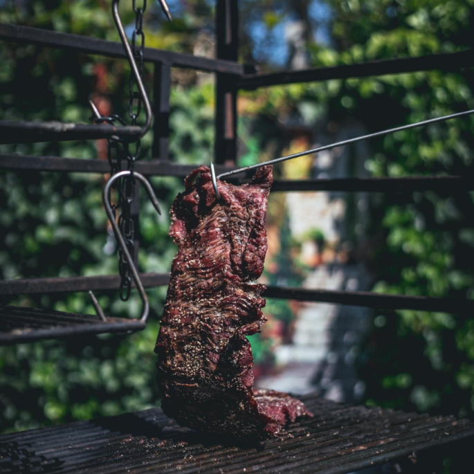 De pigtail dankt zijn naam aan de krul-vormige uiteinde wat lijkt op de welbekende varkensstaart. 